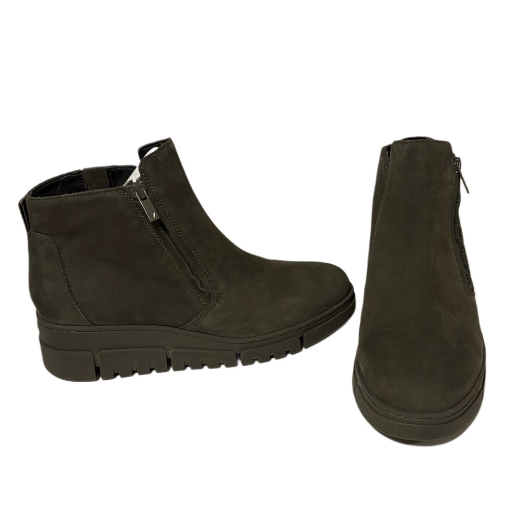 Vionic Olive Ankle Booties NWT - image 3
